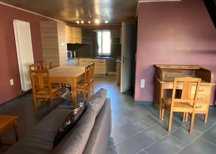 Hébergement de vacances La Cure Meslin-l'Eveque